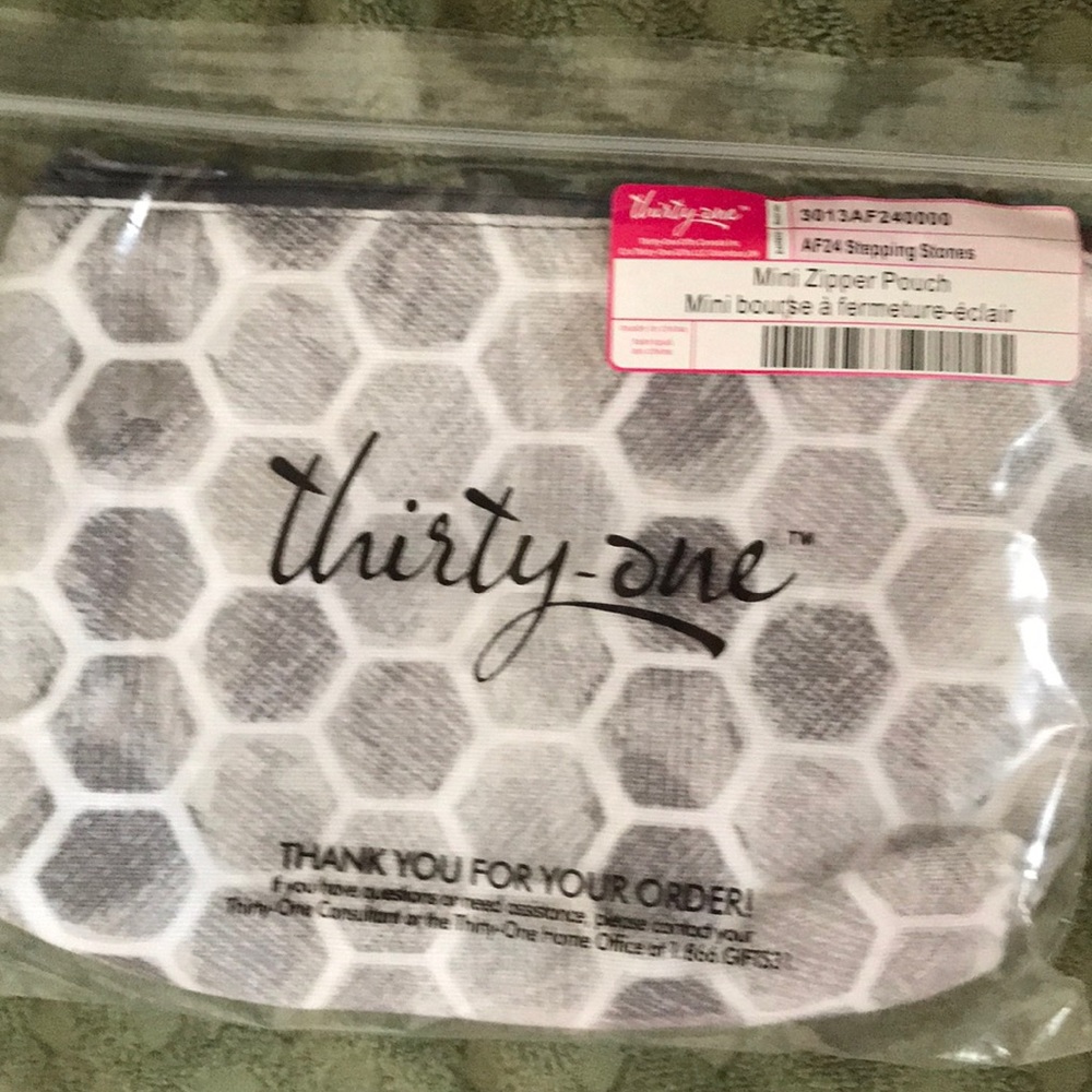 Thirty-one Stepping Stones Mini Zipper Pouch